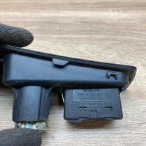 6930561 7132049  AUX in-socket connector BMW 1 E81 E87