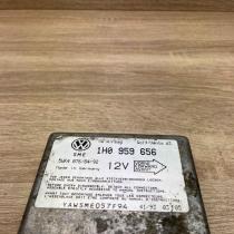 1H0959656 5WK4076 Used Airbag control unit/module Volkswagen Golf III