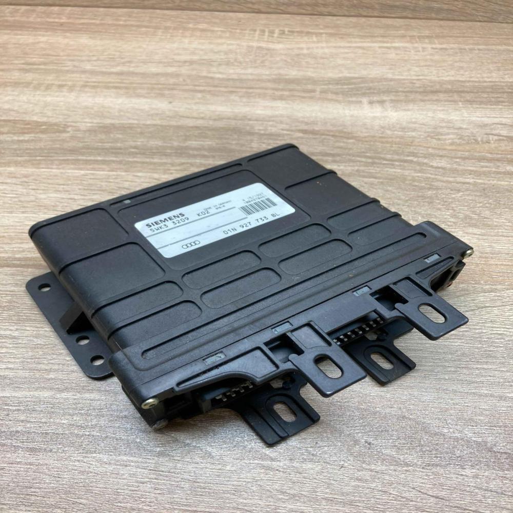 01N927733BL 5WK33209  Gearbox control unit/module Audi A4 S4 B5 8D