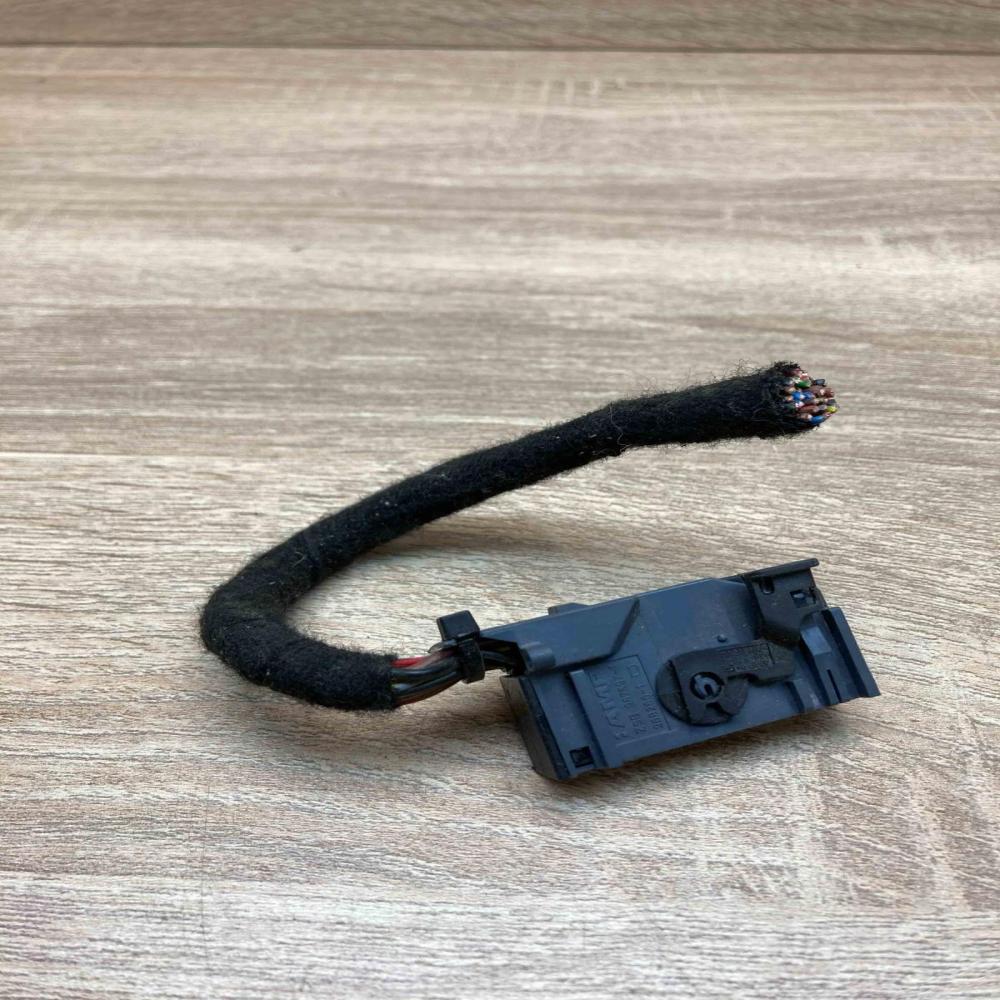 967597 1 968266 1  Plug wire Opel Vectra B