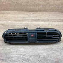 73610 51K00 S1S 73841 51K0  Dash center air vent grill Suzuki Splash