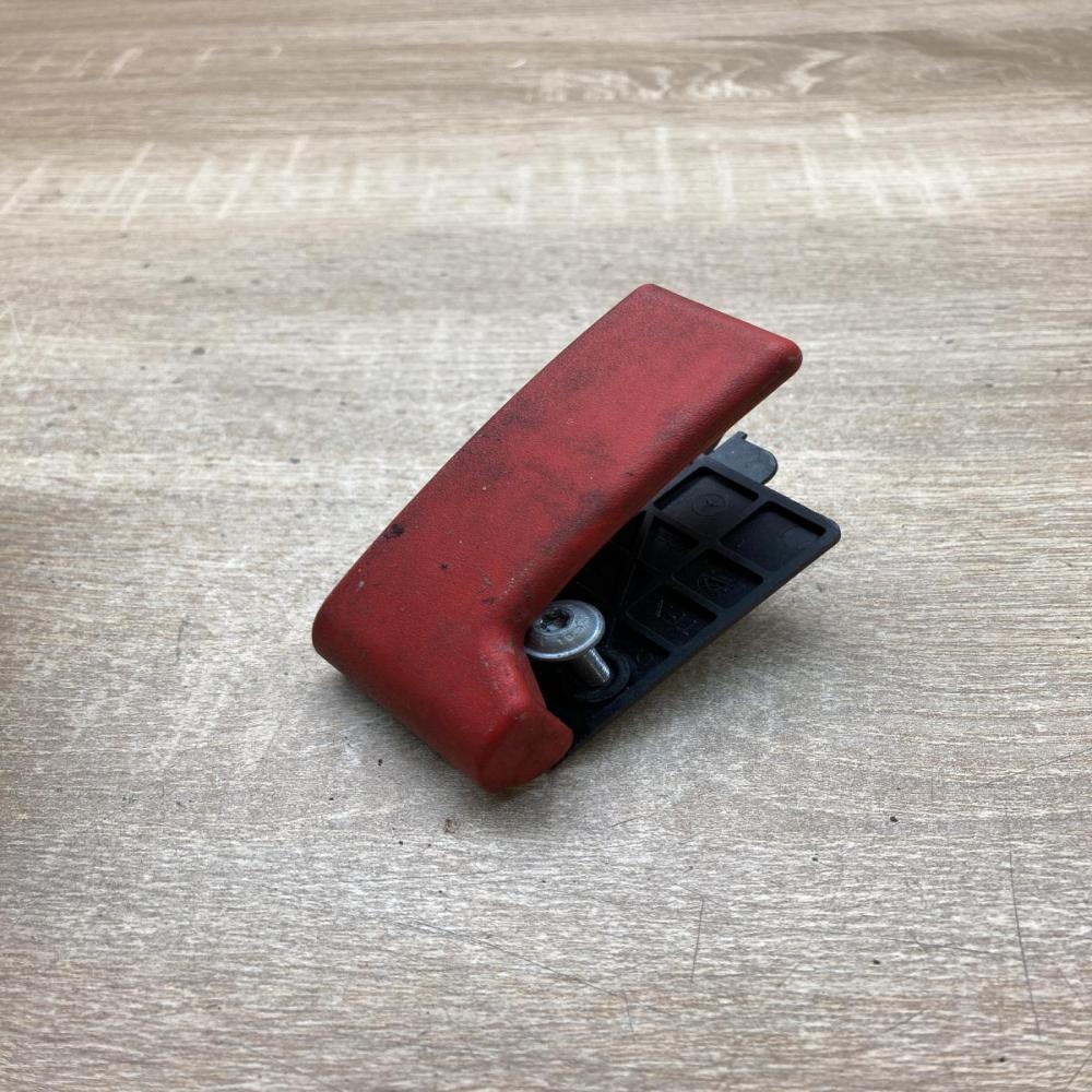 Audi 80   Engine bonnet (hood) release handle Audi 80 90 B3