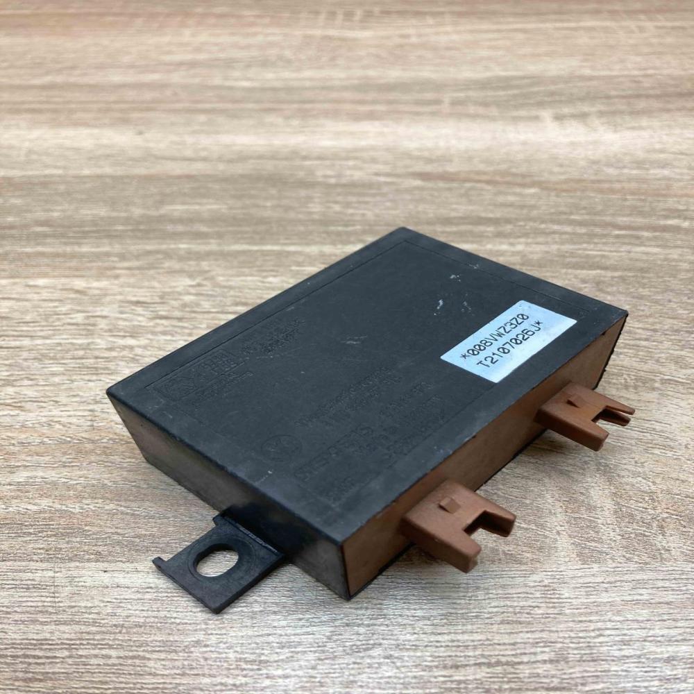 1H0953257BB 5WK4678  Immobilizer control unit/module Volkswagen Polo II 86C 2F