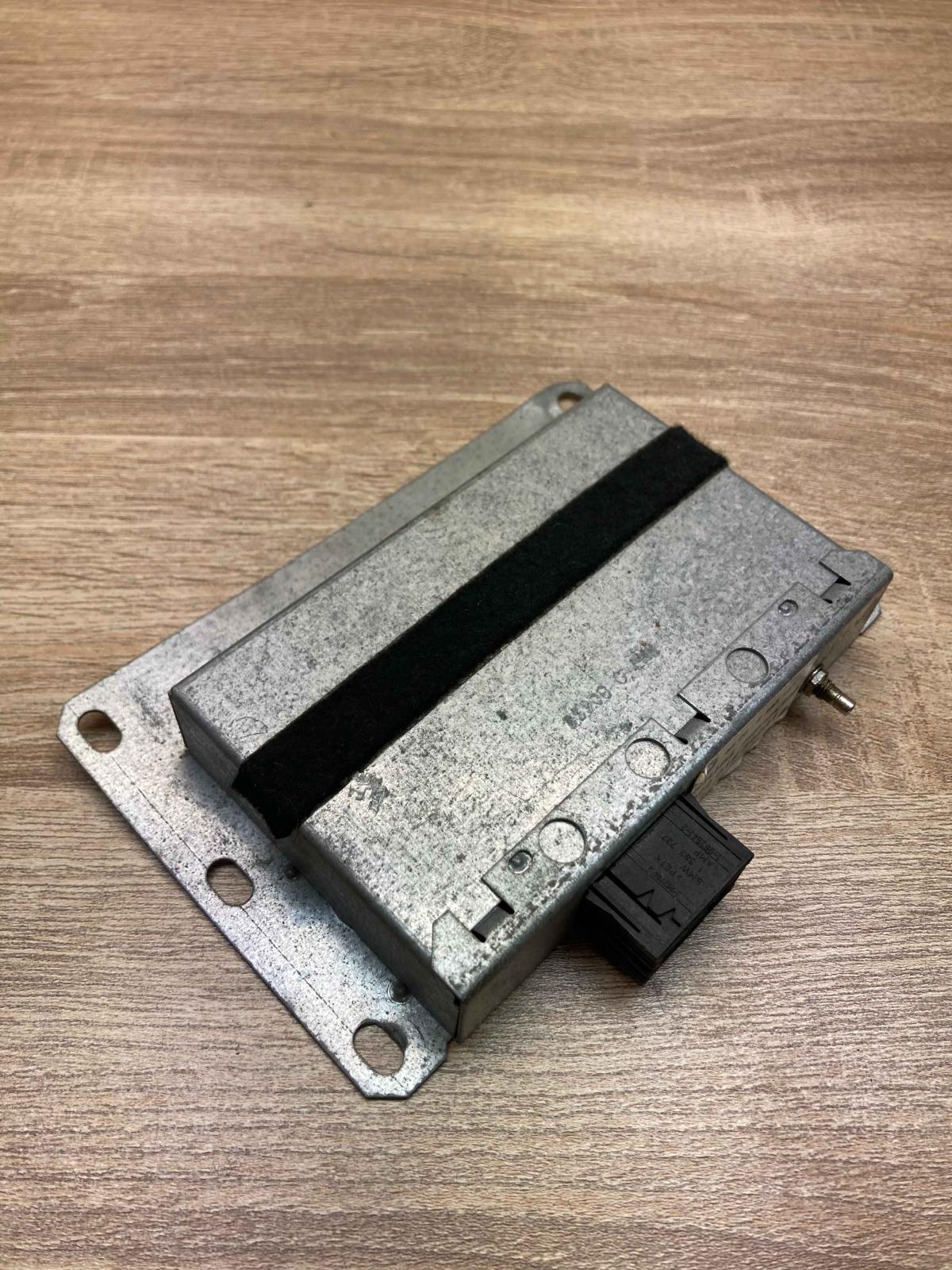 8385141   GPS navigation control unit/module BMW 3 E46