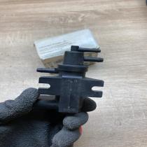 1K0906627D   Valve vacuum Volkswagen Sharan