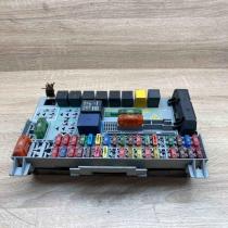 90589965 Used  Fuse module Opel Astra G