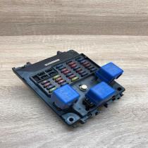 24350 1N000F 1N05G18  Fuse module Nissan Almera