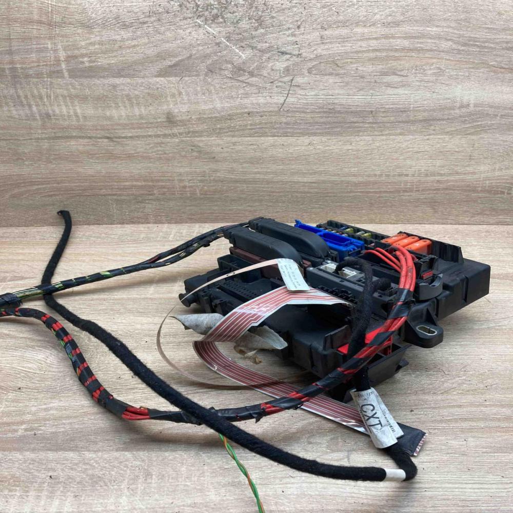 519049027 13112914 13127132 Fuse module Opel Vectra C