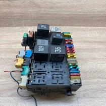 357937039 Main  Fuse module Volkswagen PASSAT B3