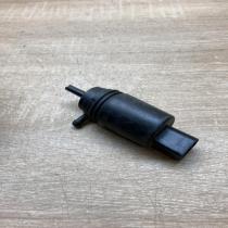 8377612   Windscreen/windshield washer pump BMW 5 E39