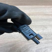 811907343B   Clutch pedal sensor Audi A6 S6 C5 4B