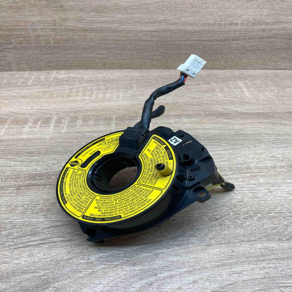 04J1545 H  Airbag slip ring squib (SRS ring) Toyota Avensis T250