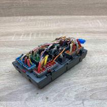 9459081380 A 1392 2122431  Fuse module Peugeot 406
