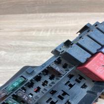 7703497782B 7703297988  Fuse module Renault Megane I