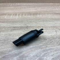 8377612   Windscreen/windshield washer pump BMW 5 E39