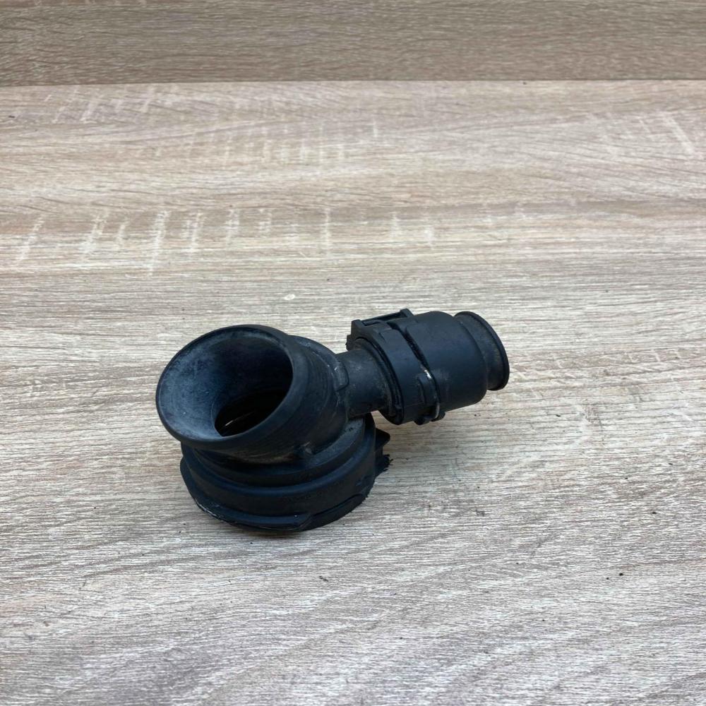 7799184   Engine coolant pipe/hose BMW X5 E70