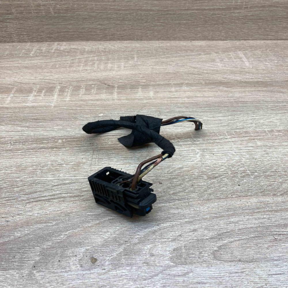 1387190   Plug wire BMW 7 E65 E66