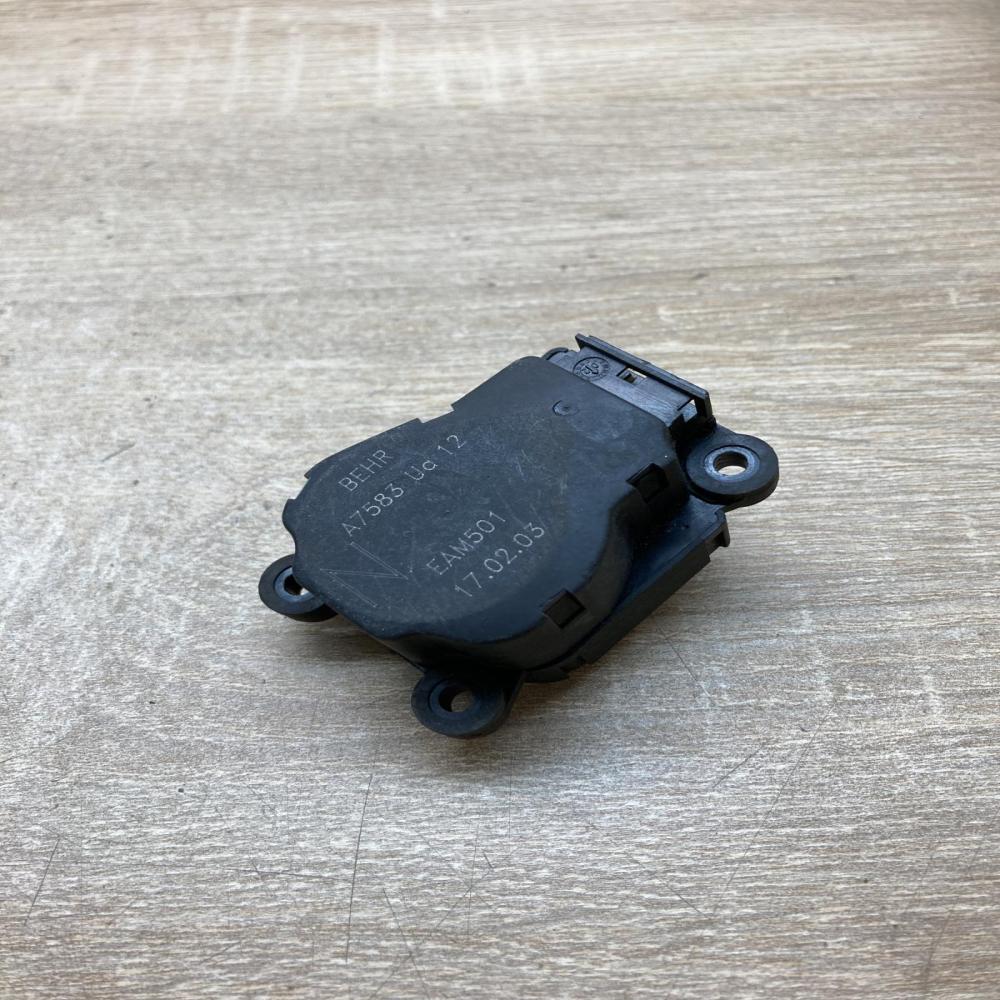 A7583UA12 EAM501  Air flap motor/actuator Mercedes-Benz S W220