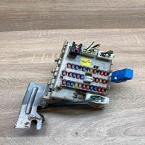 24350 5M300 0828001  Fuse module Nissan Almera N16