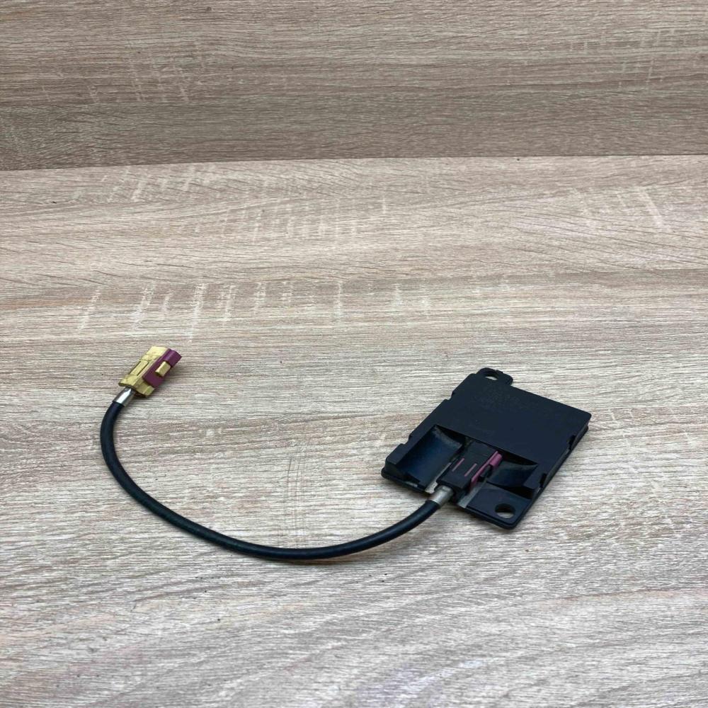 8387422 V24851 Z1901 A45 3  Aerial antenna amplifier BMW 1 E81 E87