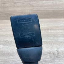 8257796 02912E  Front seatbelt buckle BMW 5 E39