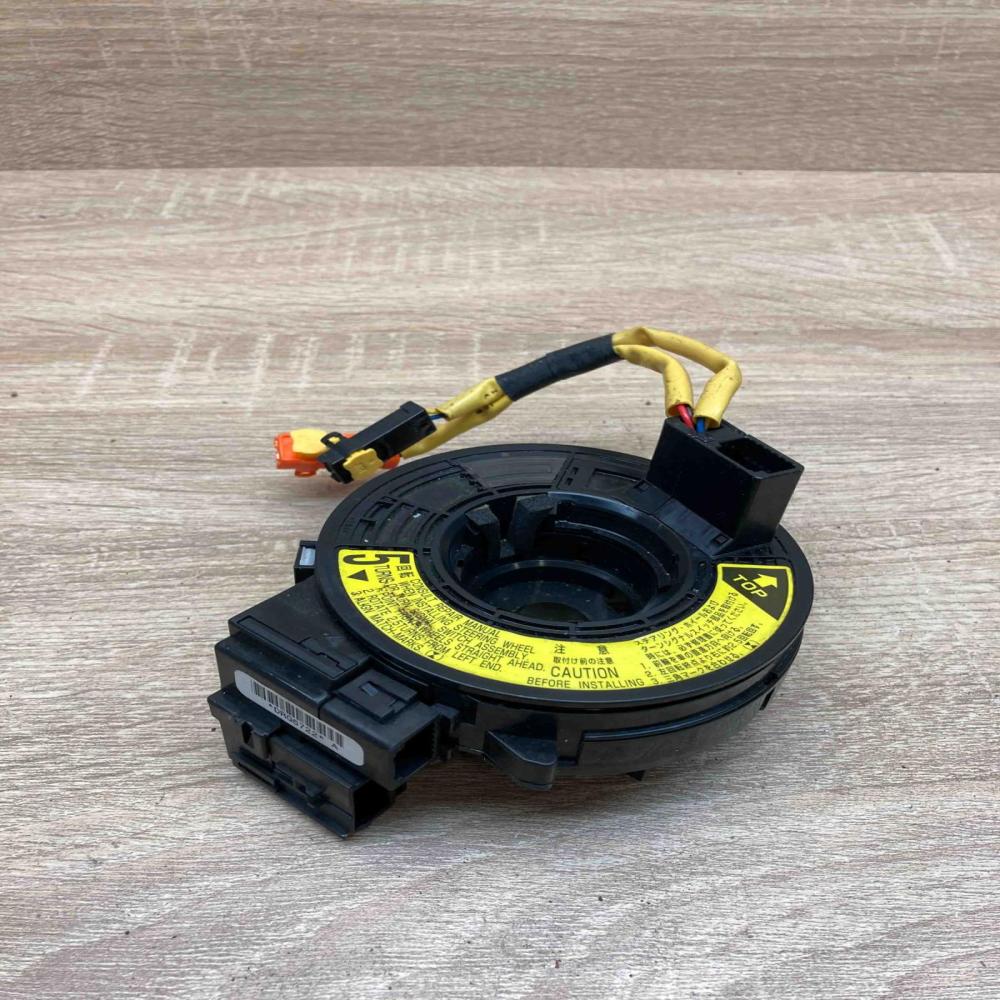 DRG6722 A   Airbag slip ring squib (SRS ring) Toyota Corolla Verso AR10