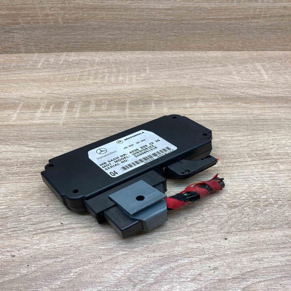 A2308204226 UH03MD01EE  Phone control unit/module Mercedes-Benz ML W163
