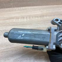 186447 000 0130821604  Front door window regulator motor Volvo 850