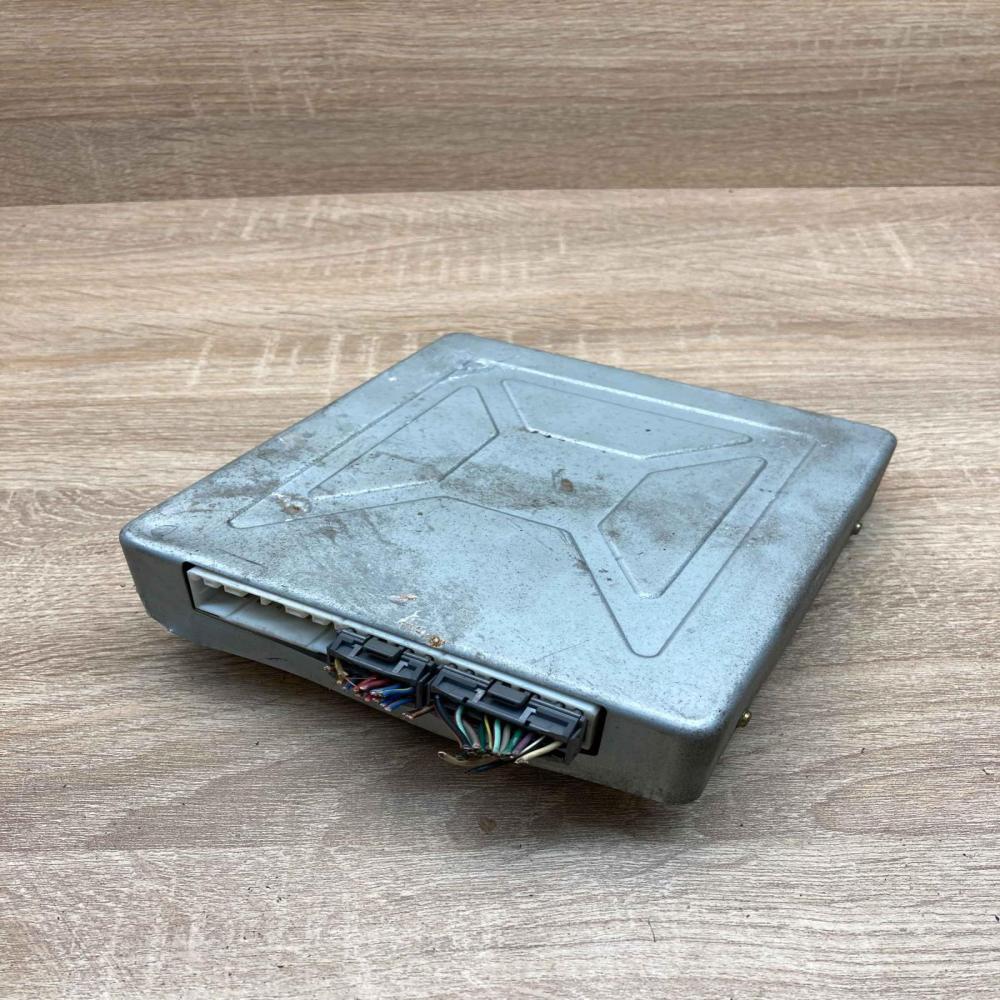 33920 65G61 112000 6381 6M Engine control unit/module ECU Suzuki Baleno EG