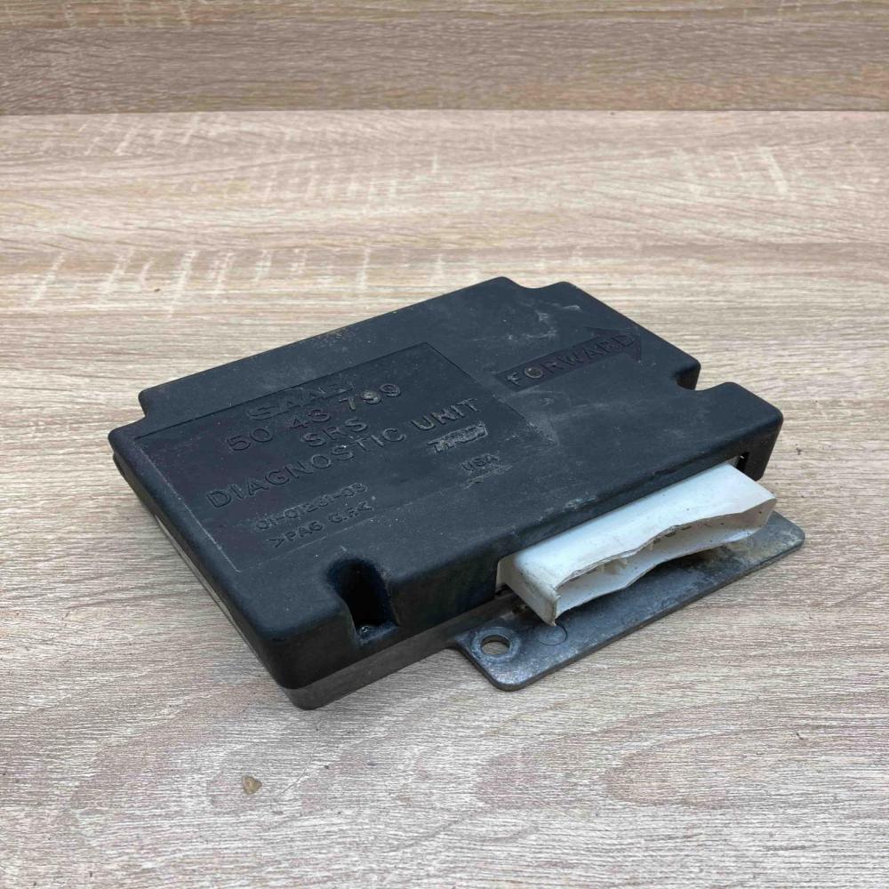 01 01281 03 5043799  Airbag control unit/module Saab 9000 CS