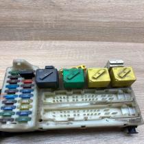 93BG 14A073 EF   Fuse module Ford Mondeo MK I