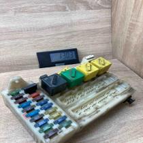 93BG 14A073 EF   Fuse module Ford Mondeo MK I