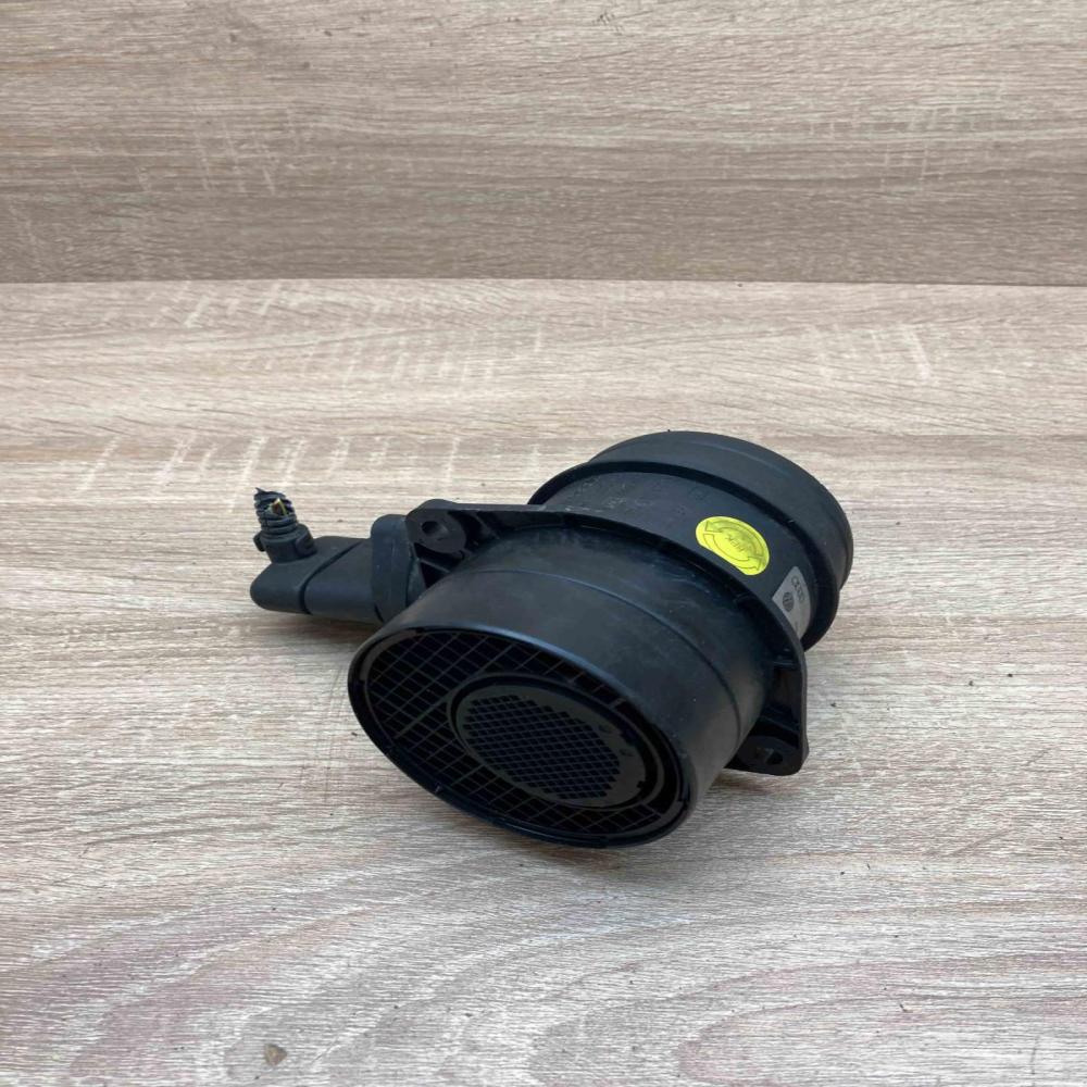 074906461BX 0986284107 281002462 Mass air flow meter Volkswagen PASSAT B5.5