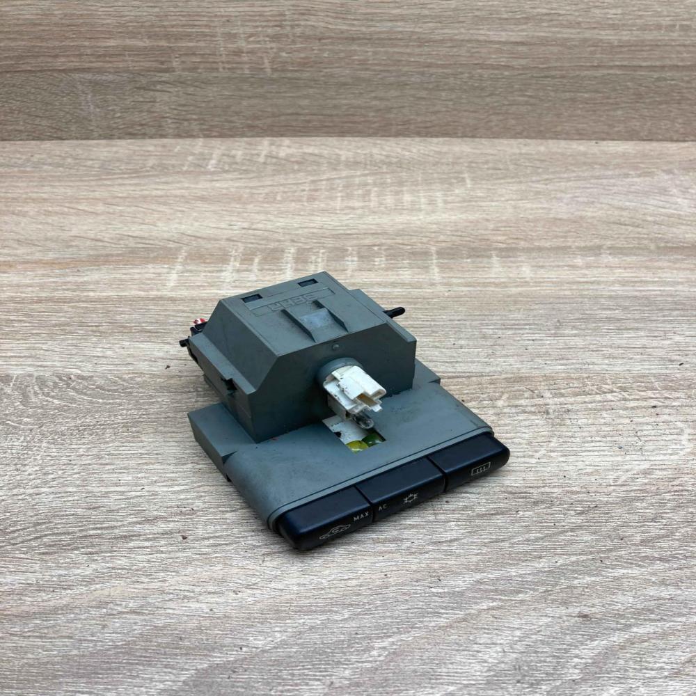 501 963 11813543 91020 Climate control unit Opel Astra G