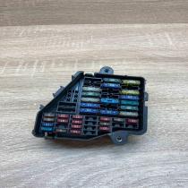 8D1941824   Fuse module Audi A4 S4 B5 8D