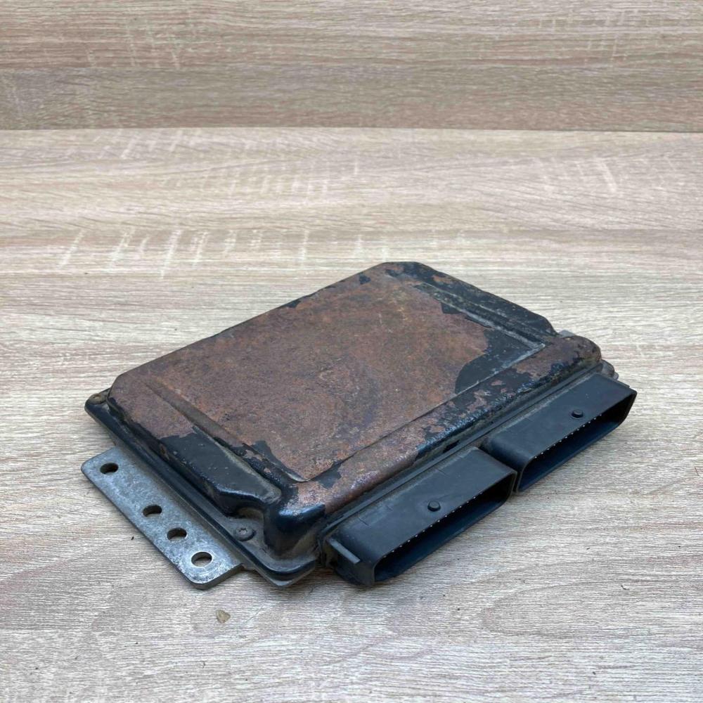 S105961201   Engine control unit/module ECU Renault Megane I