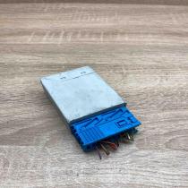 8366381 711370  Window wiper relay BMW 3 E36