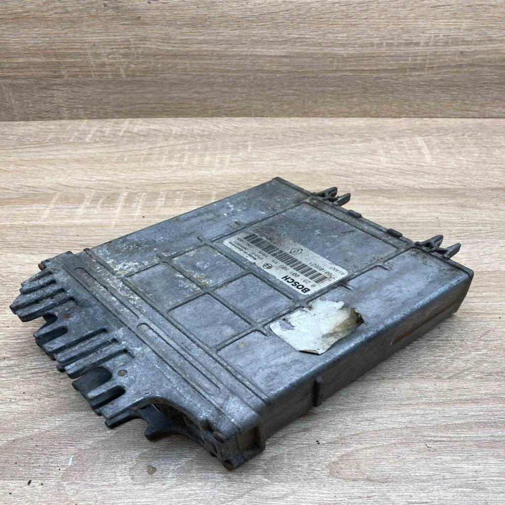 0281001809 7700109621  Engine control unit/module ECU Renault Scenic I