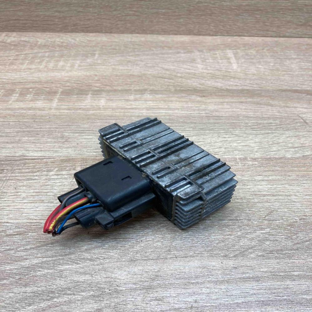09132691 51299008  Glow plug pre-heat relay Opel Vectra C