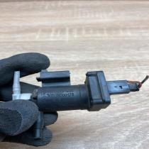 A2038000178   Vacuum valve Mercedes-Benz C W203