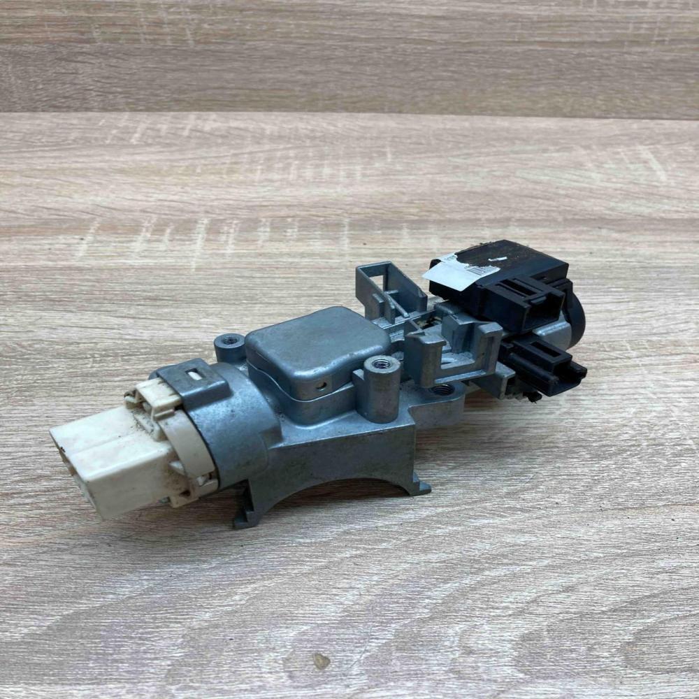 VP2ALF 14B129 BA   Ignition key card reader Mazda 6