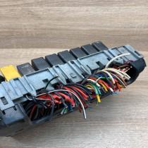 24412497 24431677  Fuse module Opel Zafira A