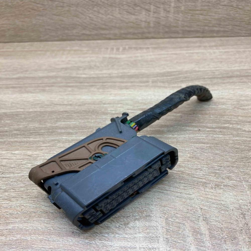 6917 4119   Plug wire Volvo V60