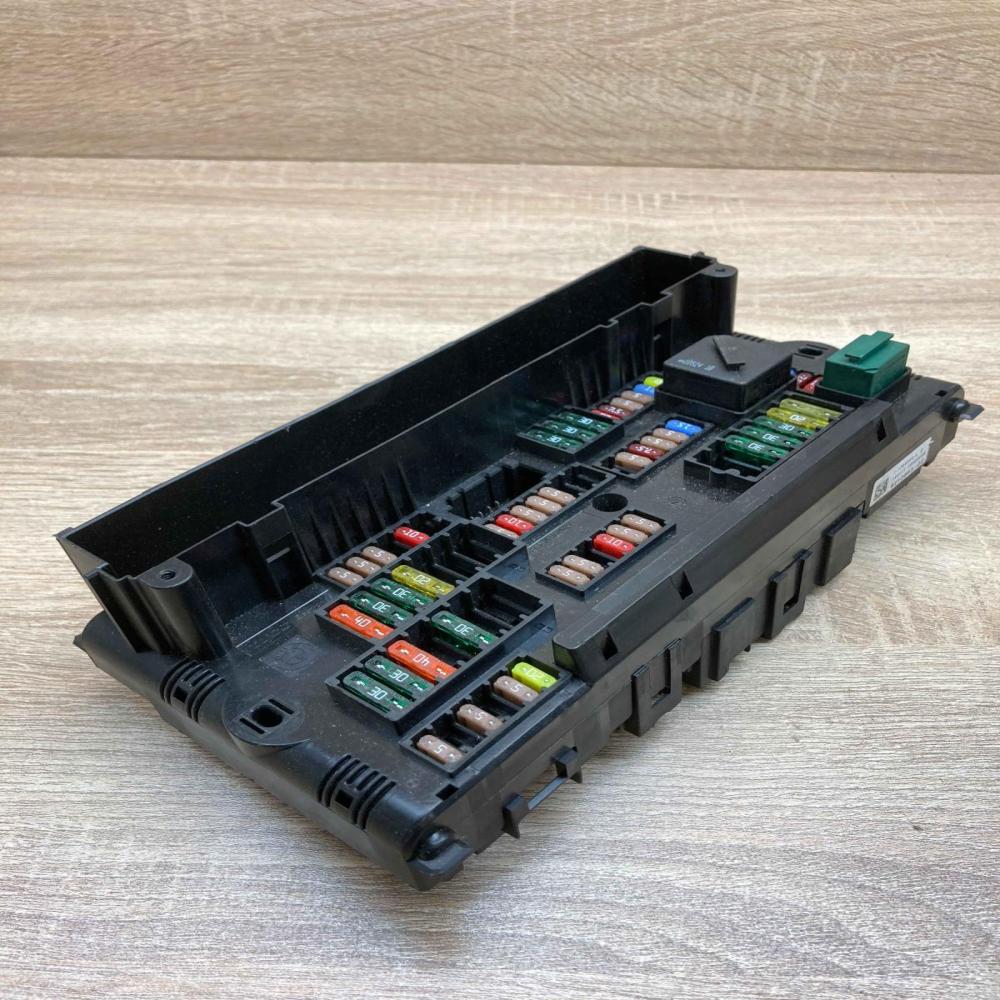 9210863 9210863 02  Fuse module BMW X3 F25