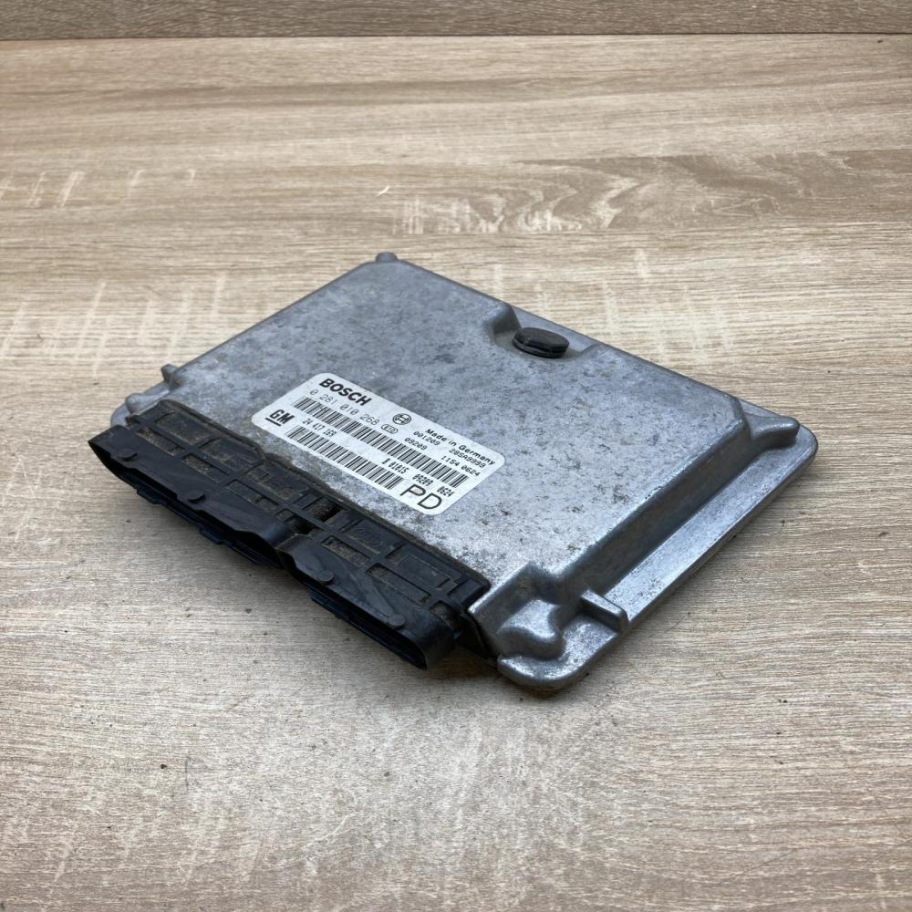 24417169 0281010268 PD Engine control unit/module ECU Opel Zafira A