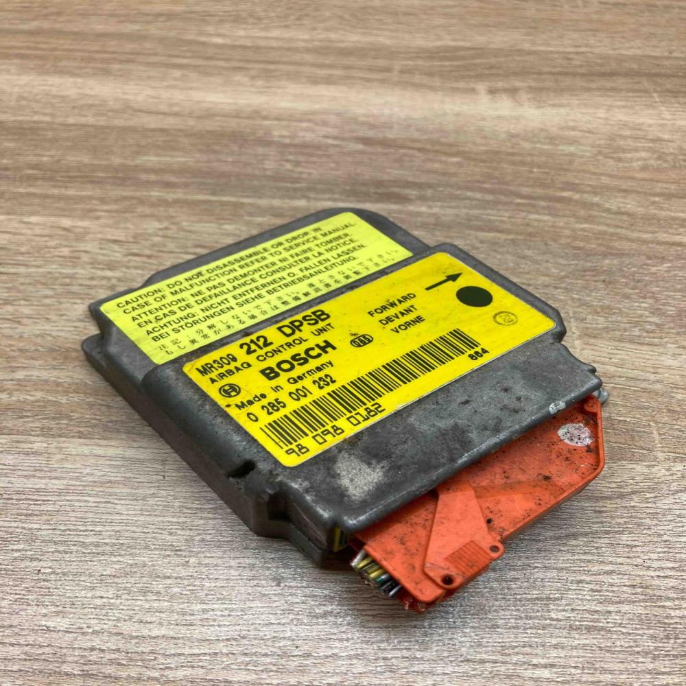 MR309212 0285001232 With Plug Airbag control unit/module Mitsubishi Carisma