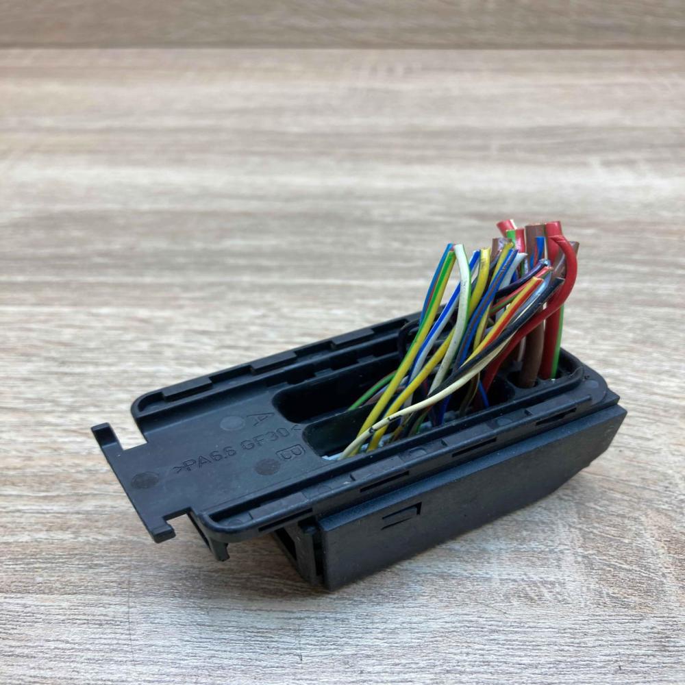 7788125 09449801  Plug wire BMW 5 E60 E61