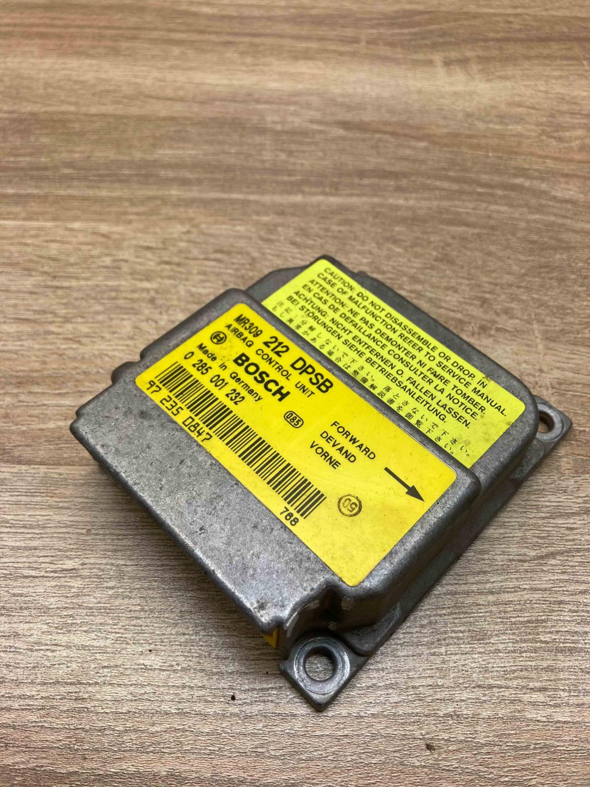MR309212 0285001232  Airbag control unit/module Mitsubishi Carisma