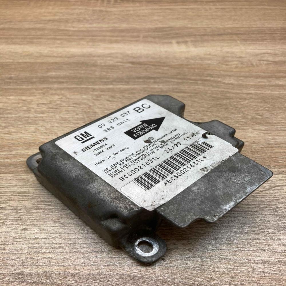09229037 5WK42923 Used Airbag control unit/module Opel Astra G