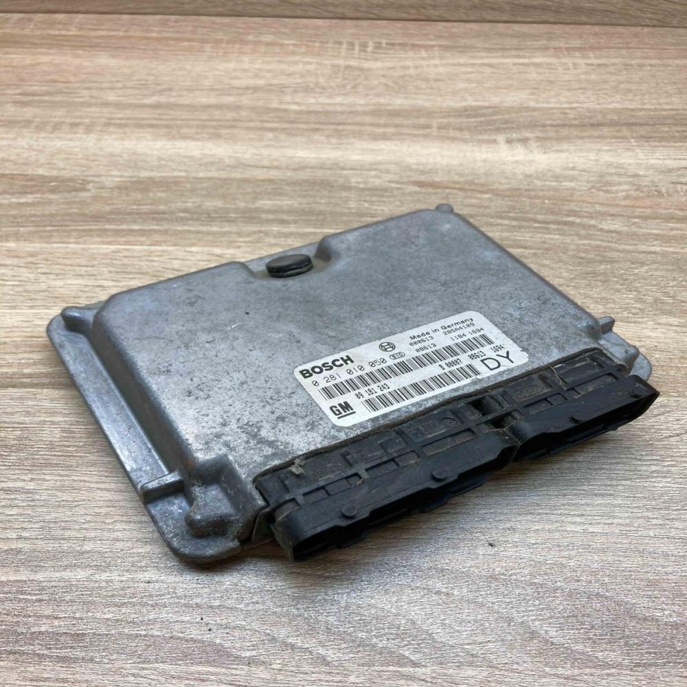 09181243 0281010050  Engine control unit/module ECU Opel Astra H